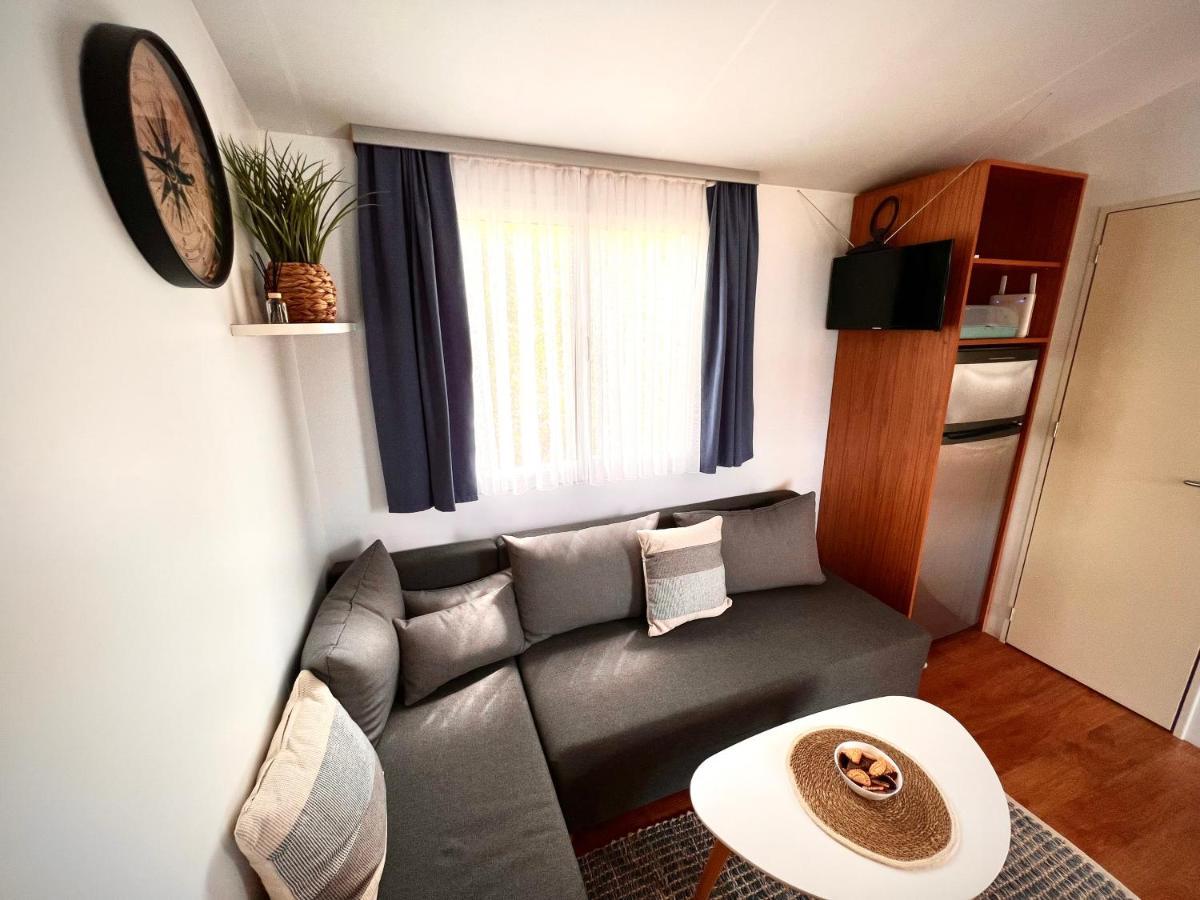Mobile Home Nebo Luxus 克罗诺维察 外观 照片