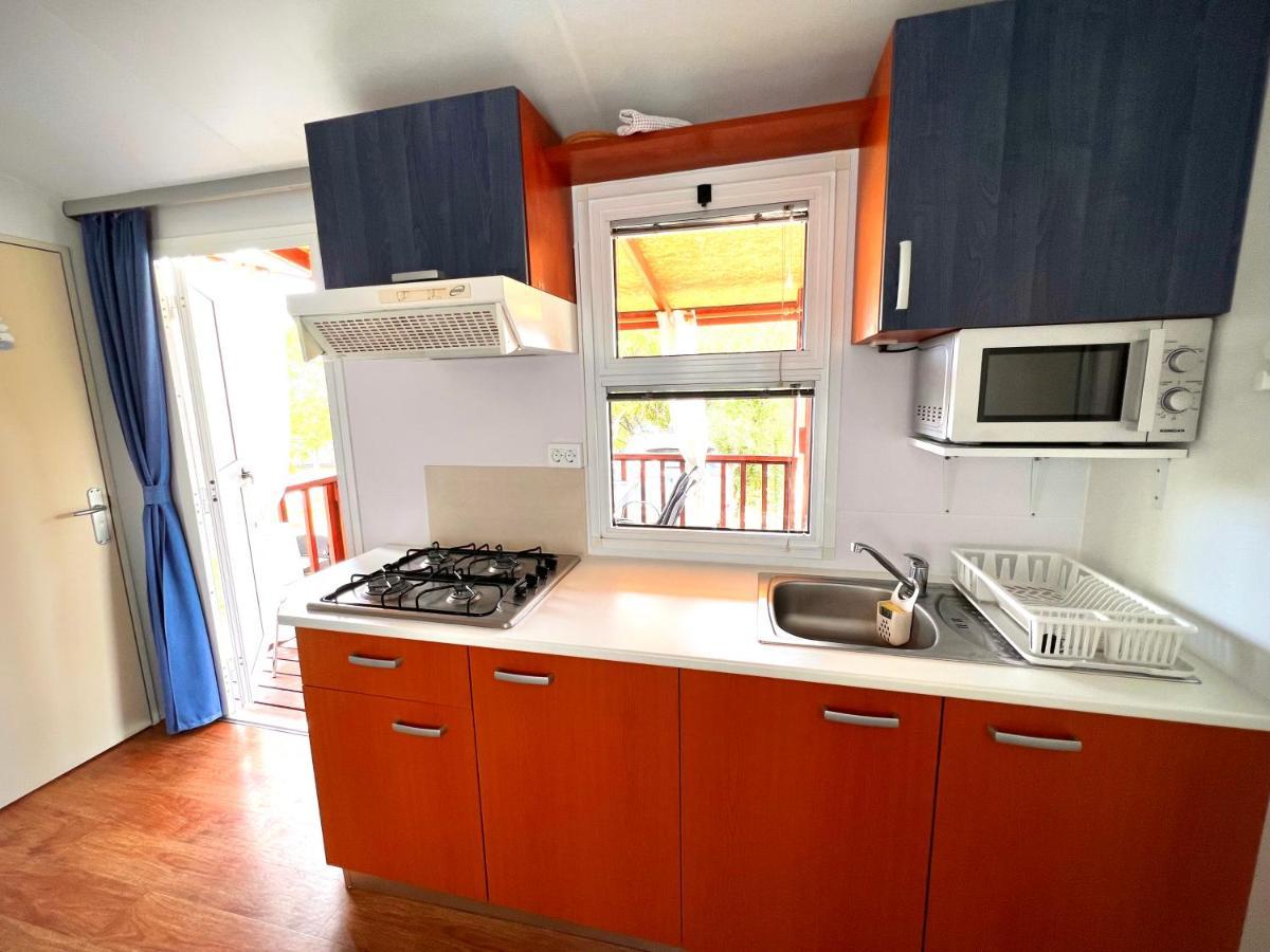 Mobile Home Nebo Luxus 克罗诺维察 外观 照片